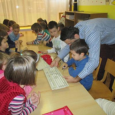 Međunarodni dan e-otpada - 14. oktobar, 8. izdanje Recikliraj, jer već je kritično!